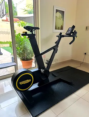 🚴‍♂️ Technogym Skillbike – Premium Indoor Smart Bike (Under Warranty)