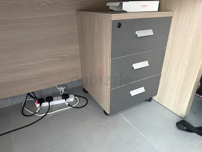 Computer table with Three-drawer office pedestal