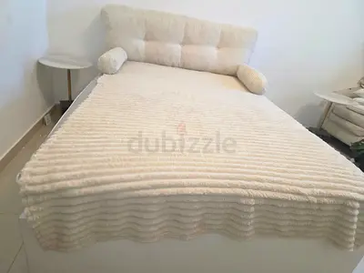 Cozy Queen Bed with Headboard and Cushions - Good Condition- OFFER EXPIRES IN 3 DAYS