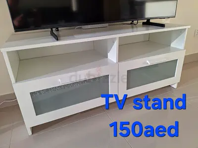 TV unit with drawers