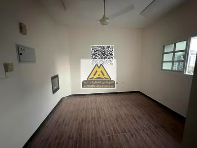 | موقع حيوي | قريب من جميع الخدمات | مساحة كبيرة |