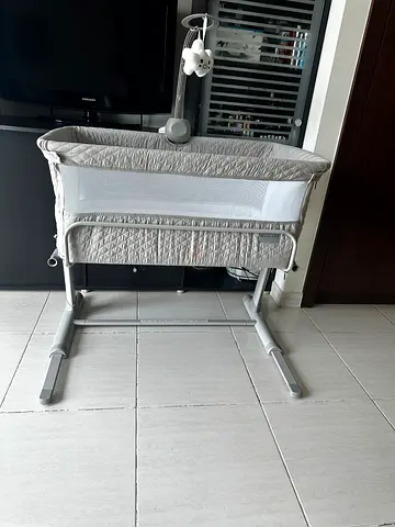Bumblebird baby crib