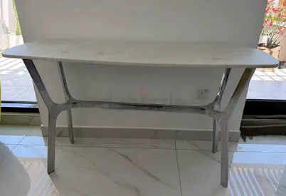 Console crate and barrel marble