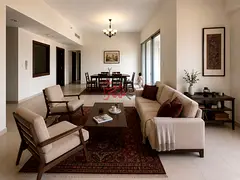 Well Mainatined 3BHK with Balcony &amp; Maid’s Room | Panoramic Views | Close to Metro &amp; Local
