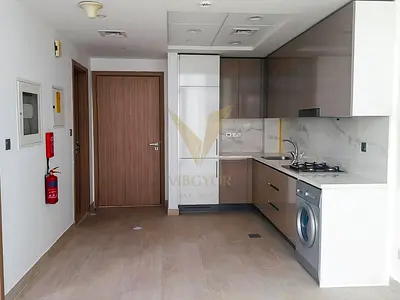 1BHK | Pool View | Vacant | Low price