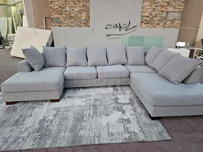 Like A New Condition High Quality the one Kingston U shape sofa
