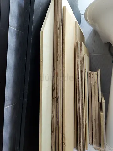 Assorted flatpacked wooden panels / room divider panels - several pieces