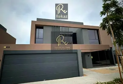 Ultra Luxury 5BR Signature Villa | Private Pool & Lift | Forest Lifestyle | Masaar