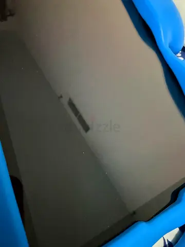 Ipad 6th generation for sale with box charger cable