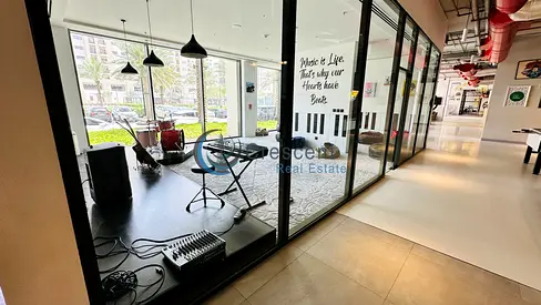 Modern Furnished 1BR | Great Amenities | UNA Apartments