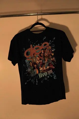 Glee Concert Black Shirt. SIZE:M