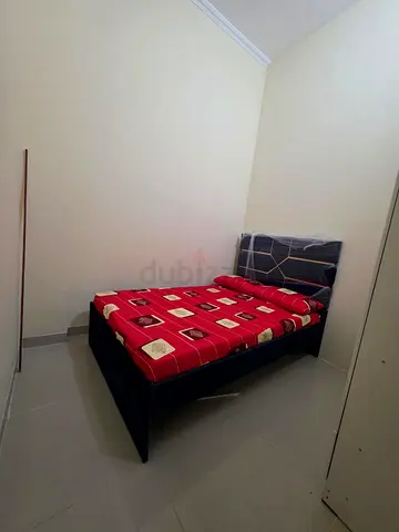 Big Partition for Rent close to Metro