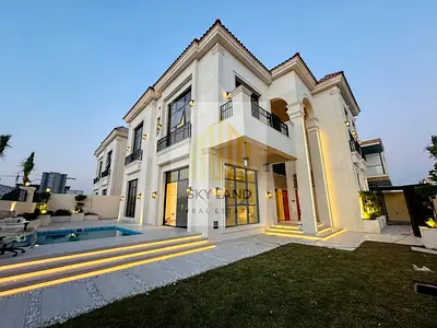 With a 15% down payment, directly from the owner, and without any additional services, the price includes registration fees, freehold ownership, water