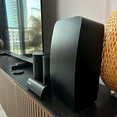 Sonos Five - The High-Fidelity Speaker for Superior Sound (the big one only)