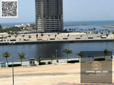 احلي واجمل غرفه وصاله مع حمام مطبخ مساحه ممتازه اطلالات بحريه ممتازه تشطيبات ممتازه موقع مميز وحيوي علي كورنيش عجمان سهل الوصول لدبي والشارقه