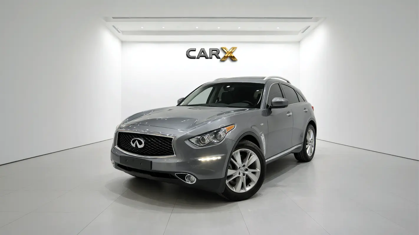 Infiniti Q70 2018 — photo 1 of 17