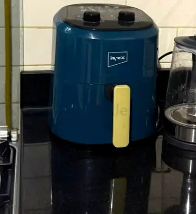 Compact Air Fryer in Good Condition - Blue