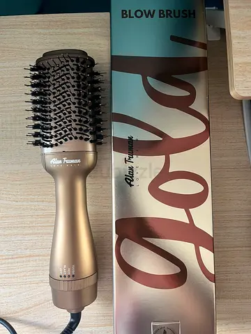 Blow Brush by Alan Truman