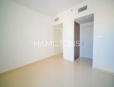 Luxury Apartment | Prime Location Prestige | Resale