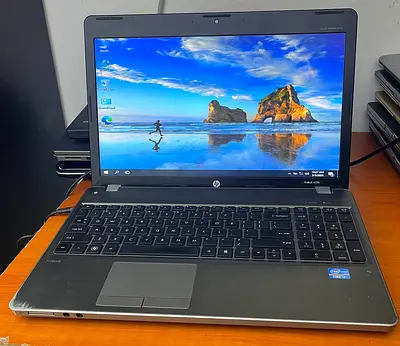 Hp laptop core i3 AED 150