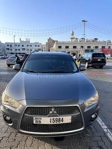 V6