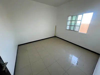 غرفه وصاله _الراشديه 1 عجمان -تكييف مركزي _صاله منفصله _سكن عائلات
