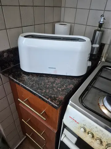 Urgent move out Kenwood 4-Slice Toaster