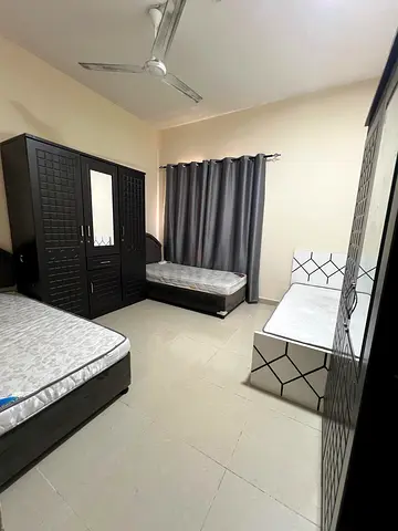 Executive Ladies Bedspace Available School Zone, Muwaileh
