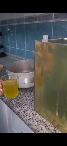 زيت زيتون سوري من درعا عصرة اولى
