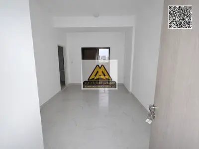 شقة جديدة اول ساكن | بلكونة باطلالة مفتوحة | غرفة ماستر | الشقة بها 2 حمام | خزائن حائط | سهل المخرج للشارقه ودبي  وطريق الشيخ محمد بن زايد