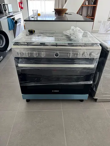 Bosch 5-Burner Gas Cooker with Oven - Silver/White, Good Condition