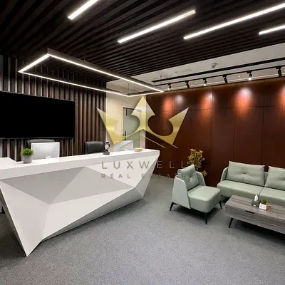 Upgraded Office | Luxury | High Floor