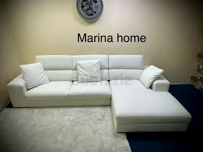 Selling marina home couch