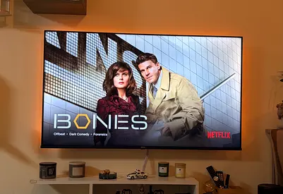 58 Wall-Mounted Smart LED TV in Excellent Condition