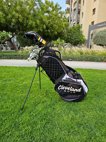 🔥 Premium Golf Set — Titleist 714 AP2 / TaylorMade 🔥