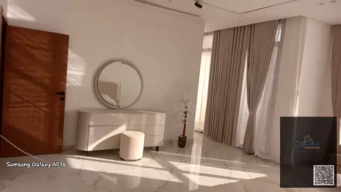 https://maps.google.com/?q=25.409101,55.604561