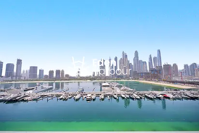 FULL HARBOUR VIEWS | VACANT | LOWER FLOOR