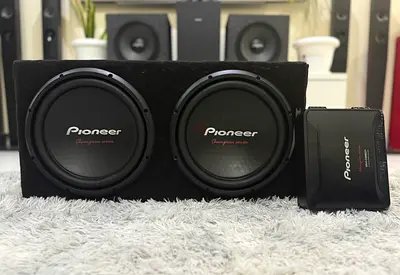 PIONEER DUAL SUBWOOFER TS-W312S4 12 with PIONEER GM-D8601 1600W 2 CHANNEL D-CLASS MONO AMP FOR SALE