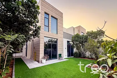 Park Facing | Single Row | Excellent Location