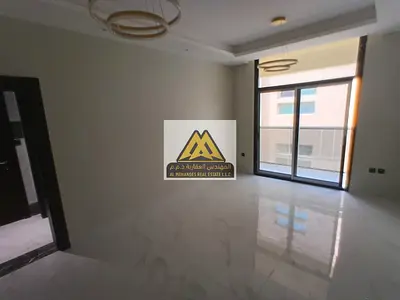 One bedroom and living room / balcony / central air conditioning / quiet location / convenient location / on the main road
