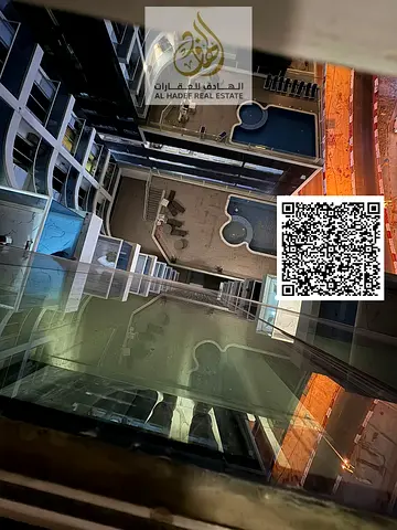 استوديو مفروش فاخر بالراشدية 1 للإيجار الشهري، فرش راقي ومساحة كبيرة مع جيم ومسبح وباركينج، موقع مميز بجوار نستو وشارع المينا مساحه كبيره جدت وممتازه.