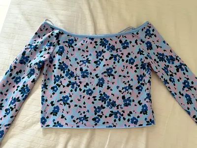 Lightweight off-shoulder floral long-sleeve top, size M