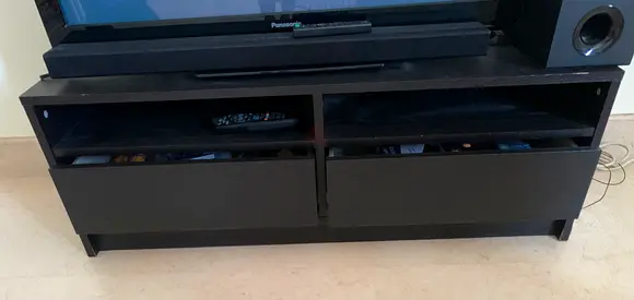 TV Bench