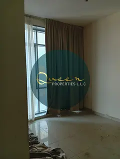 For rent: 2-bedroom apartment with master room and 3 bathrooms in Al Nakhil 2, near the Corniche. Pa