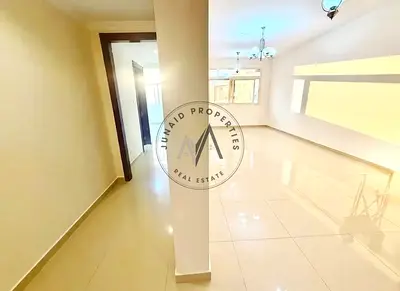 lavish apartments at prime location ready to move with cover parking