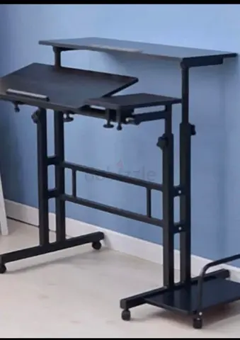 Moving table adjustable table