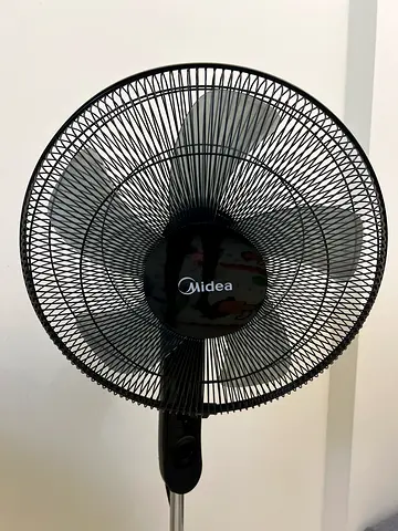 Stand Fan with remote