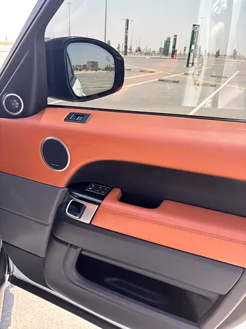 2016 LAND Rover RANGE ROVER SPORT photo 16