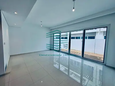 Spacious Family Villa | 4BR for Rent in Camelia