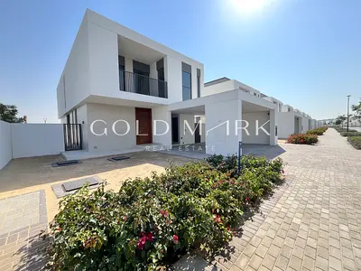 Brand New|3+ Maid | Big Garden Landscaped | Vacant